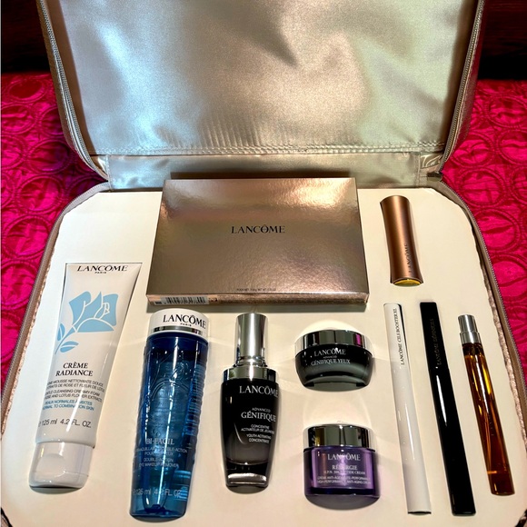 Lancôme 10pc Makeup and Skincare Set - Picture 7 of 9